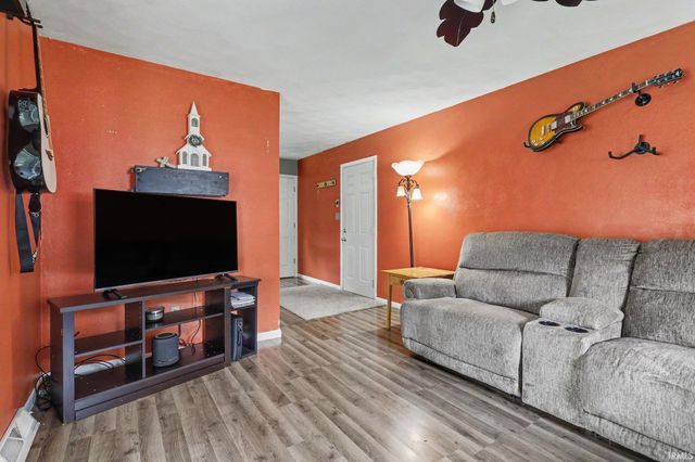 23452 Old Us 20 Highway, Elkhart, IN 46516