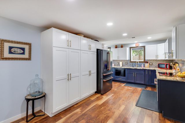 2616 MOUNTAIN Road NW, Albuquerque, NM 87104