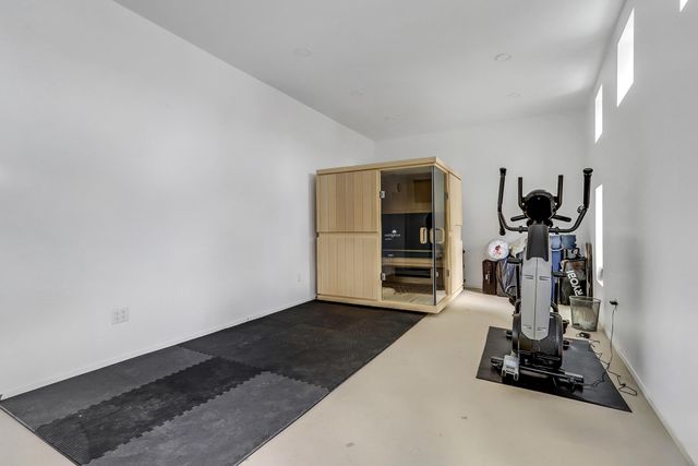 2616 MOUNTAIN Road NW, Albuquerque, NM 87104