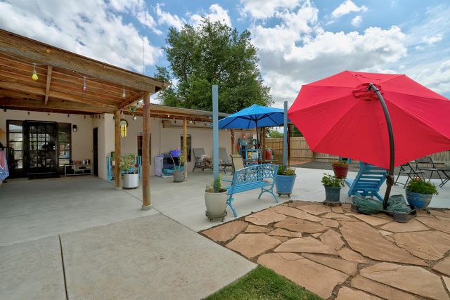 2616 MOUNTAIN Road NW, Albuquerque, NM 87104