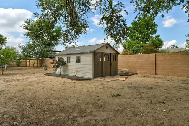 2616 MOUNTAIN Road NW, Albuquerque, NM 87104