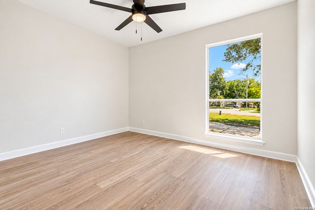 4479 Hay Market, San Antonio, TX 78217