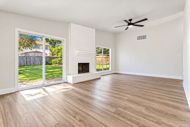 4479 Hay Market, San Antonio, TX 78217