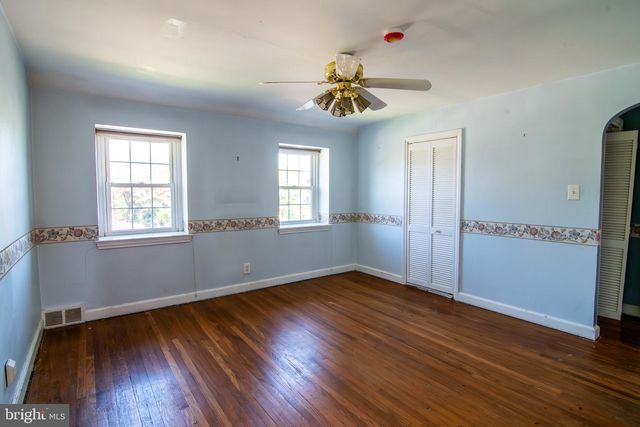 5004 FAIRWAY RD, Drexel Hill, PA 19026