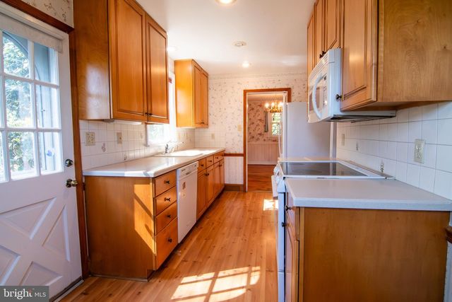 5004 FAIRWAY RD, Drexel Hill, PA 19026
