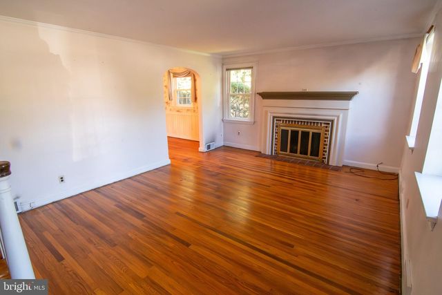 5004 FAIRWAY RD, Drexel Hill, PA 19026