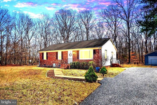 5527 SMITH STATION RD, Fredericksburg, VA 22407