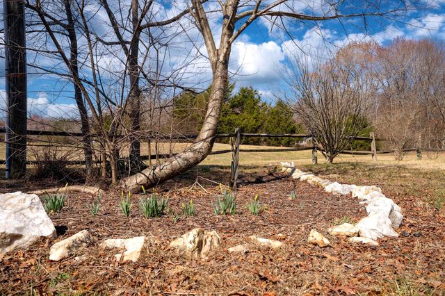 5527 SMITH STATION RD, Fredericksburg, VA 22407