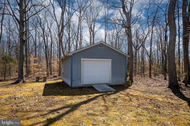 5527 SMITH STATION RD, Fredericksburg, VA 22407