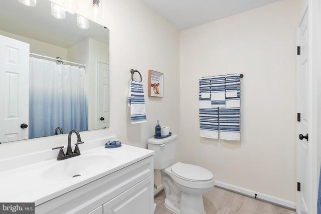 5527 SMITH STATION RD, Fredericksburg, VA 22407