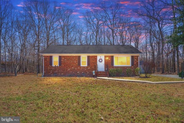 5527 SMITH STATION RD, Fredericksburg, VA 22407