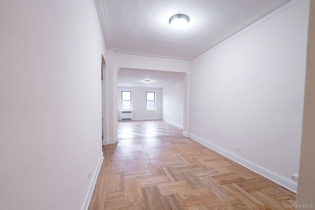 2190 Boston Road 5M, Bronx, NY 10462