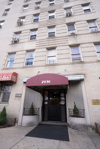 2190 Boston Road 5M, Bronx, NY 10462