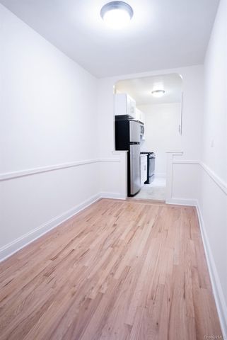 2190 Boston Road 5M, Bronx, NY 10462