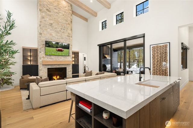 451 Southern Star Lane, Cle Elum, WA 98922