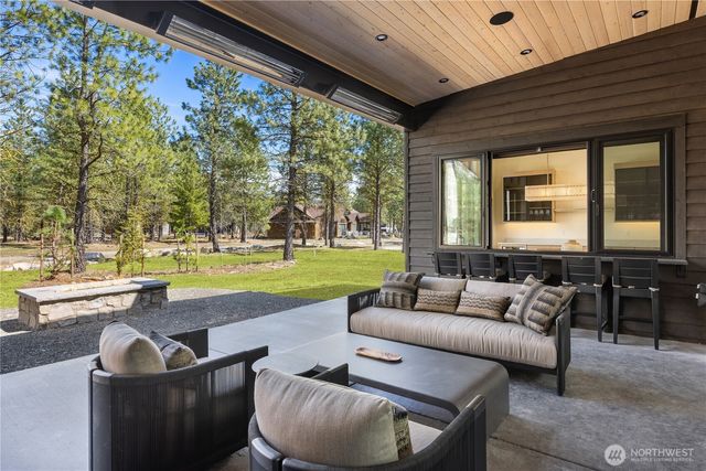 451 Southern Star Lane, Cle Elum, WA 98922