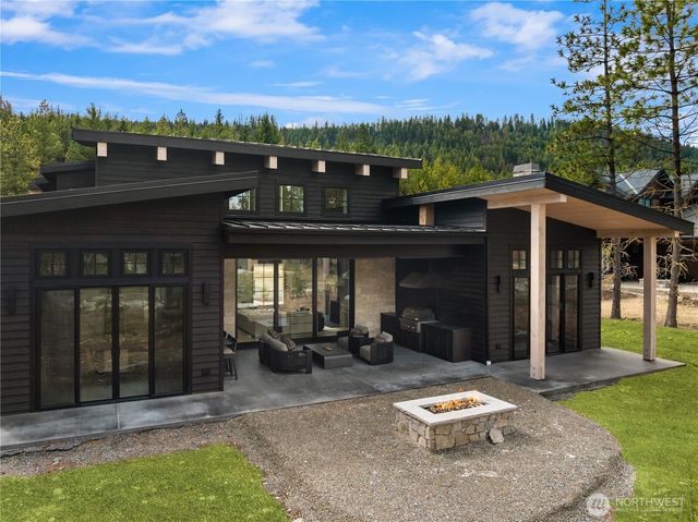 451 Southern Star Lane, Cle Elum, WA 98922