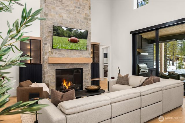 451 Southern Star Lane, Cle Elum, WA 98922