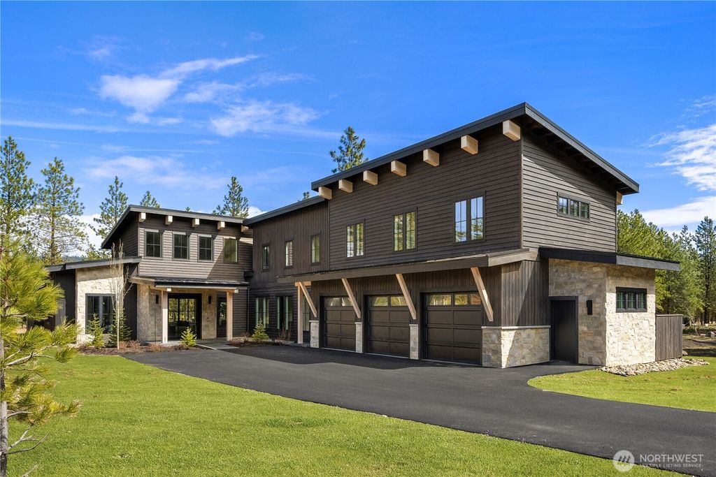 451 Southern Star Lane, Cle Elum, WA 98922