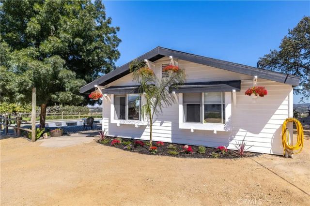 840 Madrone, Paso Robles, CA 93446