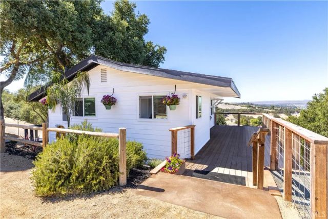 840 Madrone, Paso Robles, CA 93446