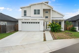 6722 Paddington Dr, Corpus Christi, TX 78414