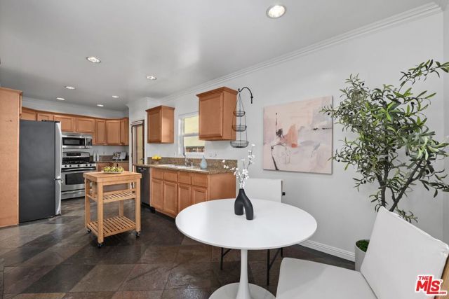 1659 Ellsmere Avenue, Los Angeles, CA 90019
