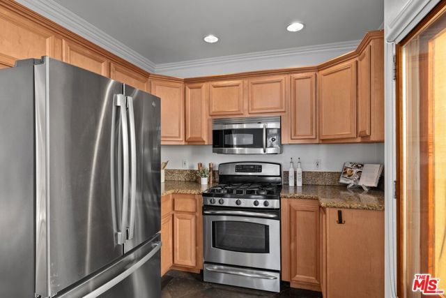 1659 Ellsmere Avenue, Los Angeles, CA 90019