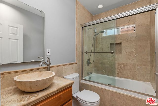 1659 Ellsmere Avenue, Los Angeles, CA 90019