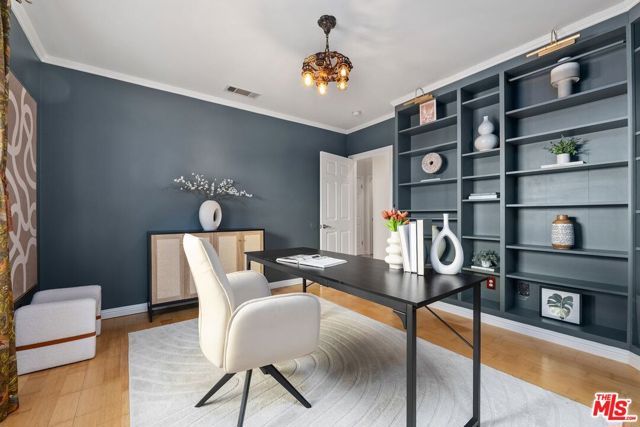 1659 Ellsmere Avenue, Los Angeles, CA 90019