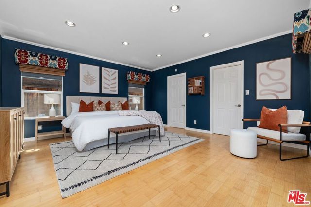 1659 Ellsmere Avenue, Los Angeles, CA 90019