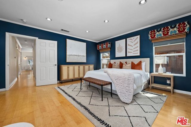 1659 Ellsmere Avenue, Los Angeles, CA 90019