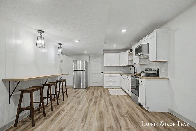 16740 24th Avenue, Coopersville, MI 49404