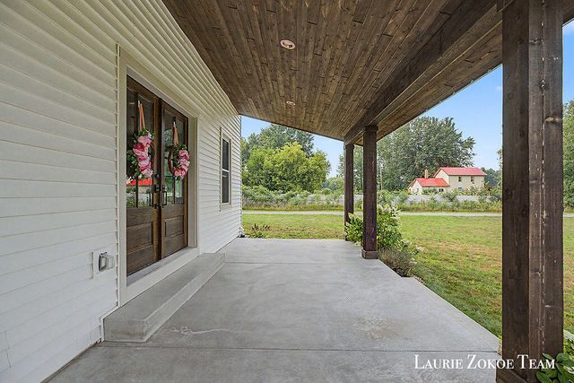 16740 24th Avenue, Coopersville, MI 49404