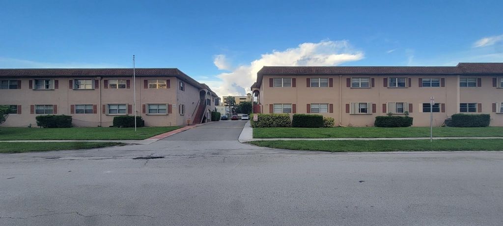 600 SW 2nd Avenue 235, Boca Raton, FL 33432