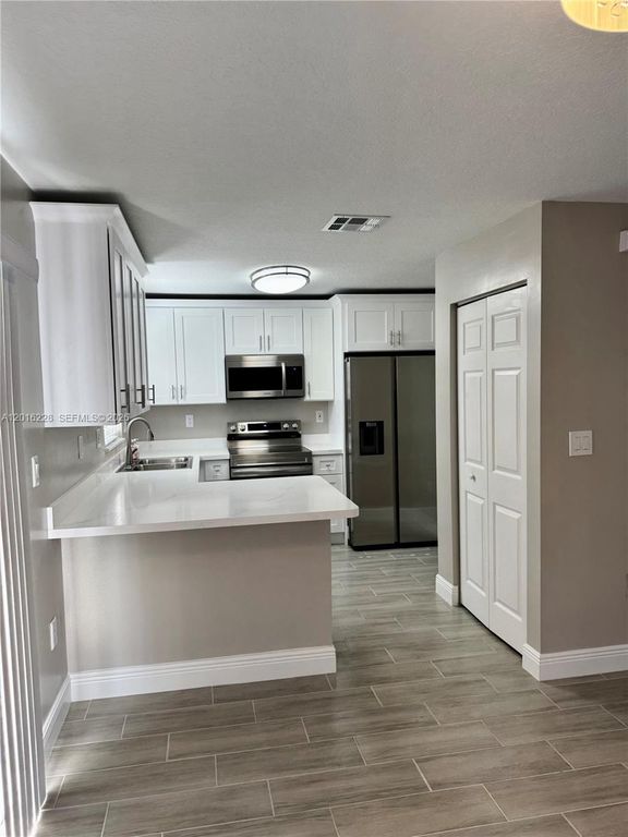 17043 NW 22nd St, Pembroke Pines, FL 33028