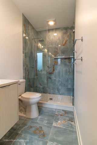 6537 S Rhodes Avenue, Chicago, IL 60637