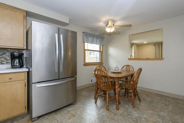1521 25th STREET, Kenosha, WI 53140