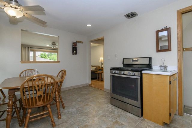 1521 25th STREET, Kenosha, WI 53140