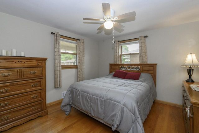 1521 25th STREET, Kenosha, WI 53140
