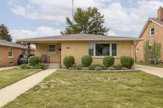 1521 25th STREET, Kenosha, WI 53140
