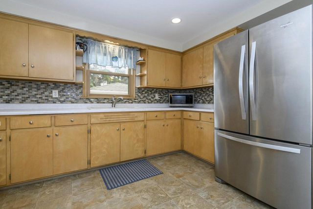 1521 25th STREET, Kenosha, WI 53140