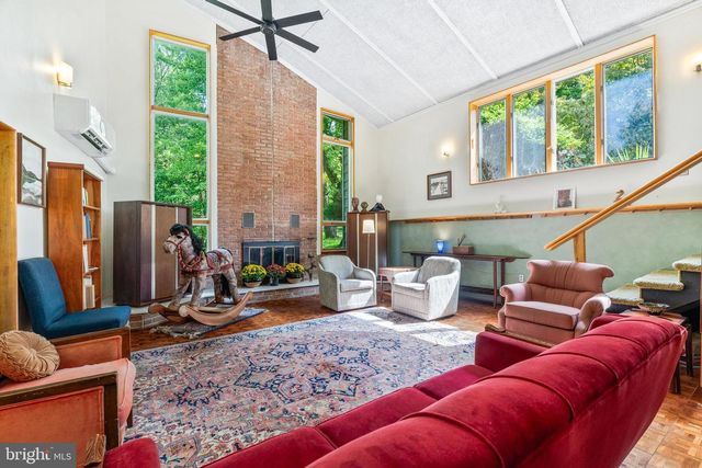1108 HOFFMASTER RD, Knoxville, MD 21758