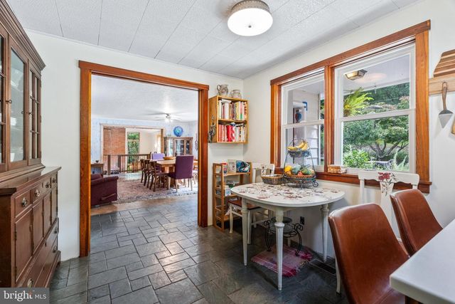1108 HOFFMASTER RD, Knoxville, MD 21758