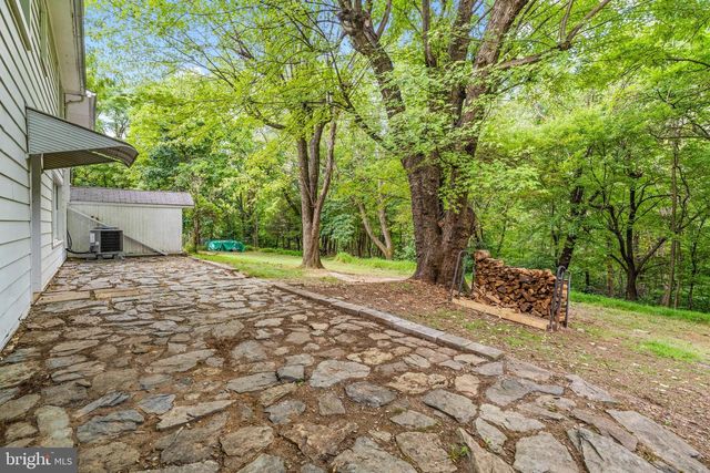 1108 HOFFMASTER RD, Knoxville, MD 21758