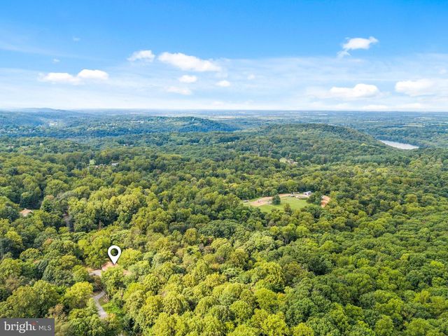 1108 HOFFMASTER RD, Knoxville, MD 21758