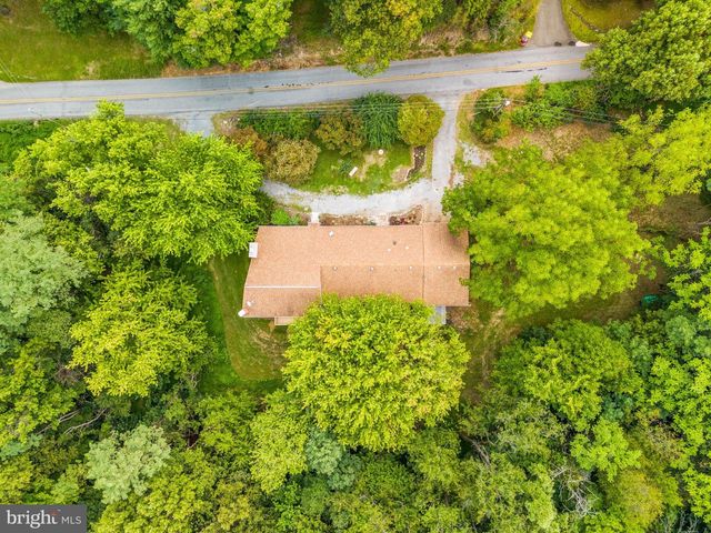 1108 HOFFMASTER RD, Knoxville, MD 21758