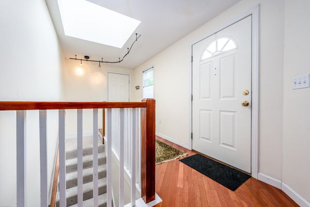 1 Woods Edge Lane, Mashpee, MA 02649