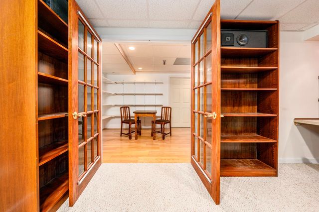 1 Woods Edge Lane, Mashpee, MA 02649