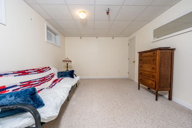 1 Woods Edge Lane, Mashpee, MA 02649